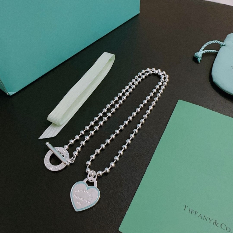 T*f*ny necklaces